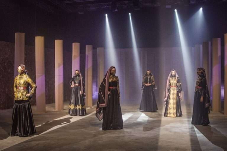 Eko Tjandra Designer Langganan Pageants, Tampil Perdana di Indonesia Sharia Economic Festival 2020