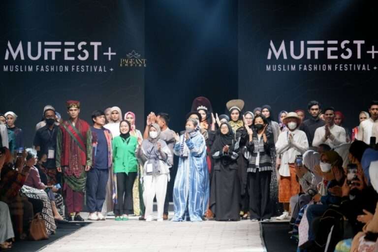 Dekranasda NTB Hadirkan Casual Sport Wear di MUFFEST+ 2022
