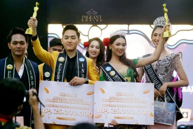 Selamat Zulfi Rizky Aditya (Lampung 2) dan Jessica Nissi (Jawa Timur) Winner Putera Puteri Kebudayaan Indonesia 2022
