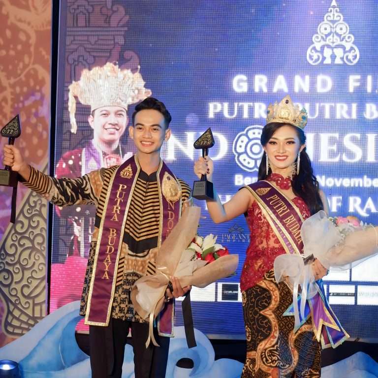 Duo Kalimantan Juara Putra Putri Budaya Indonesia 2023