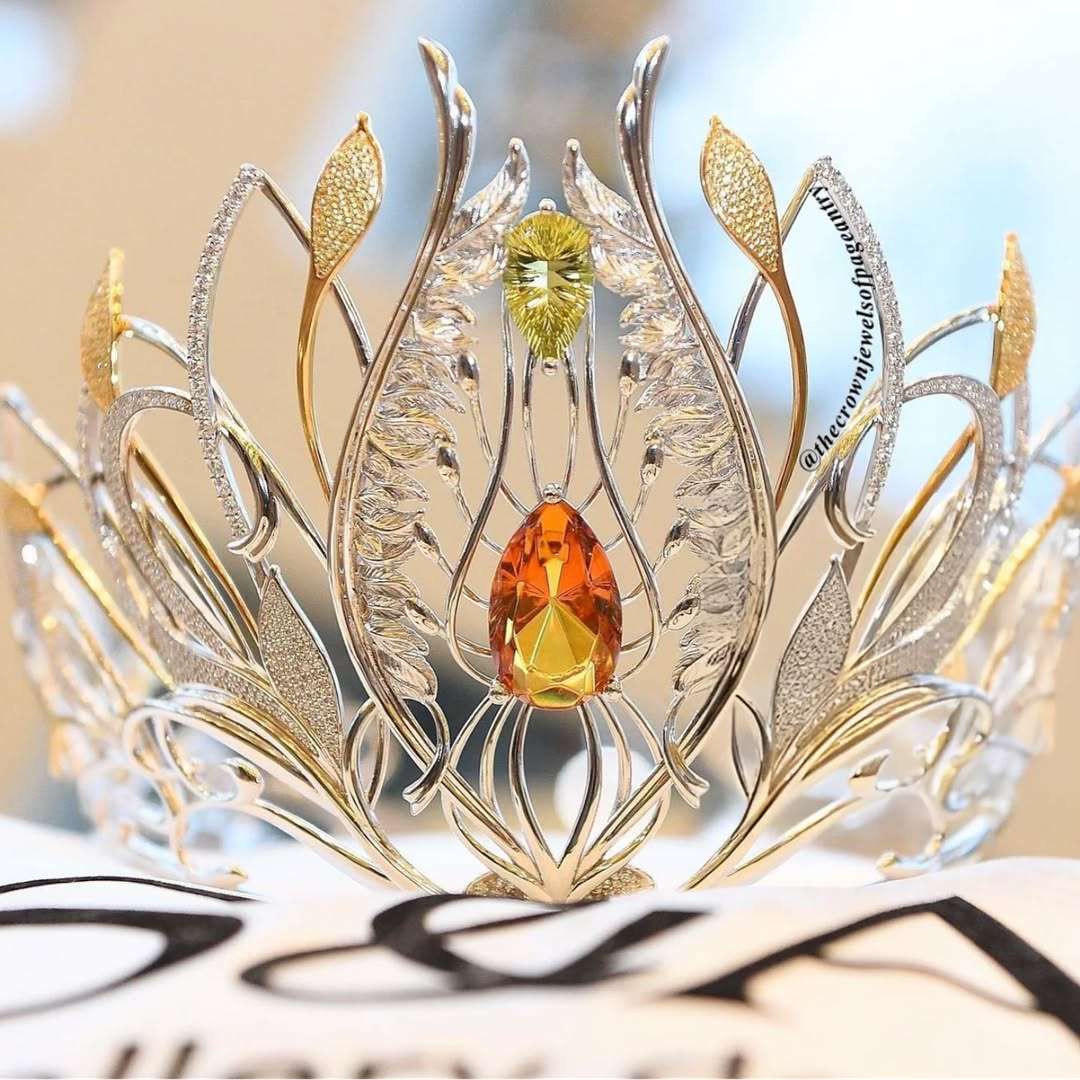 Pesona-Mahkota-Miss-Polonia