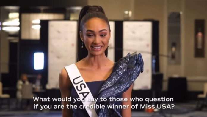 Closed-door-Interview-dari-R’bonney-Gabriel-Miss-Universe-2022