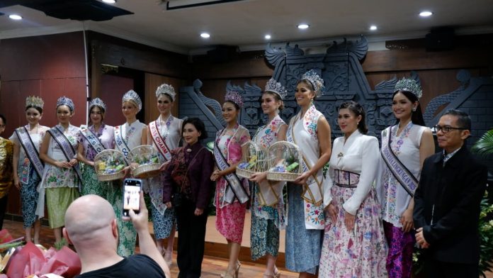 4-Ratu-Kecantikan-Dunia-Tiba-di-Indonesia